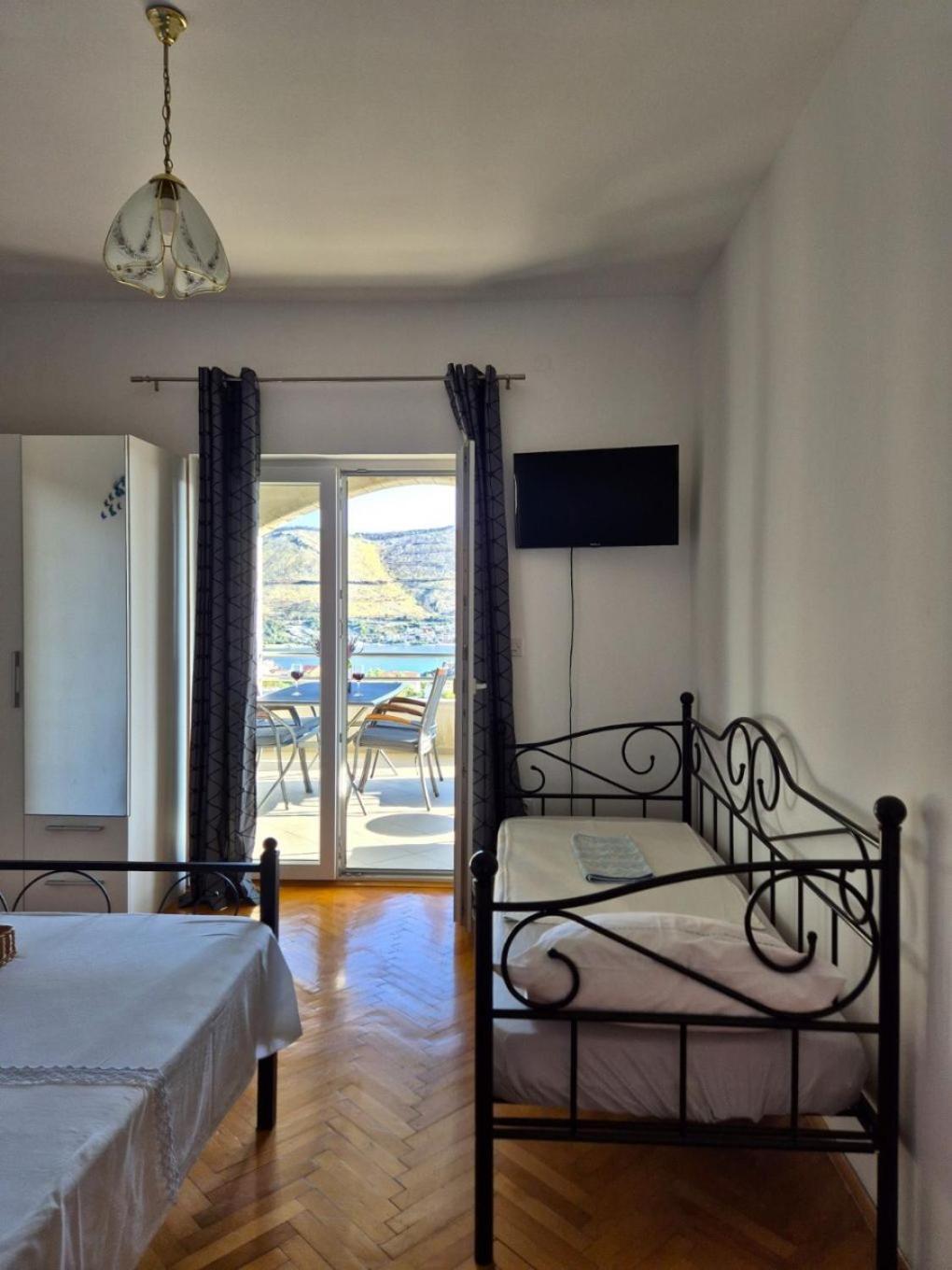 Apartments Josi - Parking And Barbecue Grebaštica المظهر الخارجي الصورة