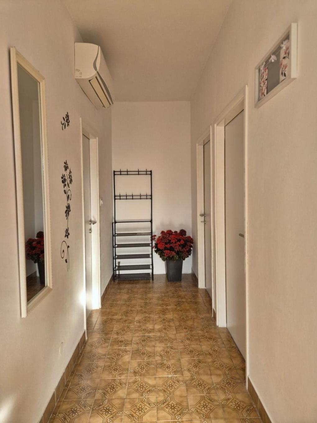 Apartments Josi - Parking And Barbecue Grebaštica المظهر الخارجي الصورة